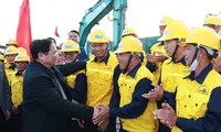 Thủ tướng dự Lễ ra quân dự án nâng cấp đường sắt Nha Trang-Sài Gòn
