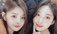 Yiren và Sihyeon của EVERGLOW vừa xác nhận mắc COVID-19.