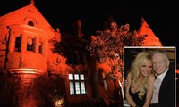 Tình cũ của &apos;ông trùm&apos; Hugh Hefner: &apos;Biệt thự Playboy bị ma ám&apos;