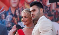 Britney Spears sẩy thai