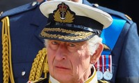 Sức khỏe Vua Charles xấu