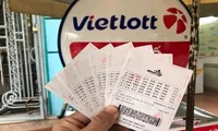 Bản tin 8H: Chủ thuê bao Vinaphone trúng độc đắc Vietlott hơn 17 tỷ đồng