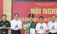 Bản tin 8H: Giám đốc Công an tỉnh Hà Tĩnh nhận quyết định từ Ban Bí thư