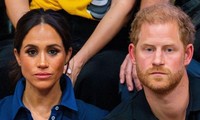 Tiết lộ mới làm sụp đổ hình ảnh Harry và Meghan