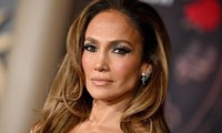 Jennifer Lopez tức giận