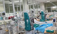 Thêm 2 nữ bệnh nhân COVID-19 ở TPHCM và Bắc Giang tử vong