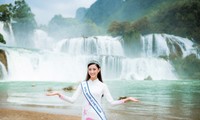 Hoa hậu Lương Thuỳ Linh diện áo dài làm say đắm lòng người giữa đất trời Cao Bằng