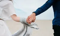 “Chuyện tình gà bông” giữa #team_hướng_nội và #team_hướng_ngoại