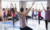 Nhà trường mở lớp yoga và tĩnh tâm sau giờ học cho học sinh vi phạm kỷ luật