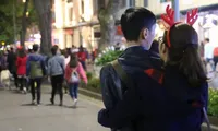 Miền Bắc chuyển rét dịp Giáng Sinh, các F.A đã tìm thấy vòng tay ấm áp nào chưa?