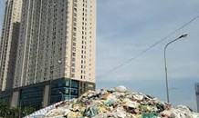Tòa nhà trở thành bãi rác ở nơi giá đất lên tới nửa tỷ đồng/m²