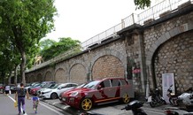 Hà Nội thí điểm đục thông 6 vòm cầu đường sắt trăm tuổi