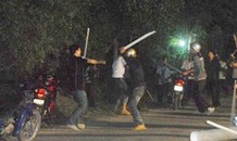 Mang hung khí đi hỗn chiến, gần chục tên côn đồ bị tóm gọn