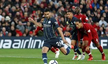 Video Liverpool 0-0 Man City: Mahrez bỏ lỡ cơ hội vàng