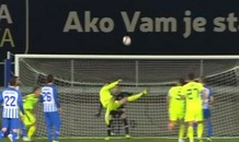 Cận cảnh pha ‘ngả bàn đèn’ đẹp hơn Ronaldo của sao Croatia