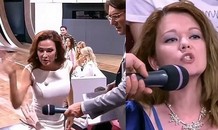 Nữ diễn viên tát tới tấp khán giả trên sóng truyền hình