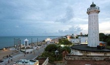 Bản tin 8H: Tử tự không thành, cô gái bị 2 gã mò cua cưỡng bức