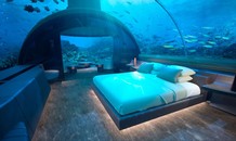 Khách sạn đẹp như thủy cung dưới Ấn Độ Dương giá 1 tỷ đồng/đêm