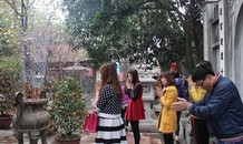 Tết này nên đi chùa nào để cầu duyên