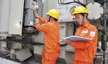 Bộ Công Thương lý giải việc 'điện vừa tăng, xăng cùng tăng giá sốc'