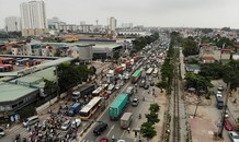 Cửa ngõ Thủ đô tắc dài trong ngày nghỉ lễ giỗ Tổ