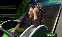 Clip Võ Hoàng Yến thi Nhanh như chớp bị chê điệu và chảnh