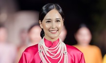 Mai Phương Thúy catwalk đầy quyền lực