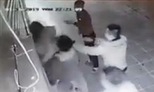 Công an điều tra vụ cô gái bị nhóm thanh niên trêu ghẹo, hành hung