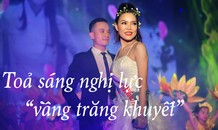 Toả sáng nghị lực 'vầng trăng khuyết'