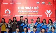 Sinh viên Kinh doanh Công nghệ tưng bừng hiến máu khởi động Chủ nhật Đỏ 2020
