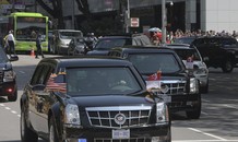 Nhìn lại 2 đoàn xe hộ tống các ông Trump-Kim tại cuộc gặp ở Singapore