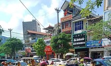 CSGT dùng súng đập vỡ kính, truy đuổi 'xe đua' như phim hành động