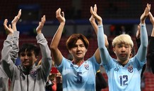 Toàn thua 3 trận, tuyển Thái Lan bị loại khỏi World Cup