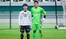Đối mặt thủ môn Thái Lan ở Bỉ, Công Phượng bỏ lỡ cơ hội khó tin