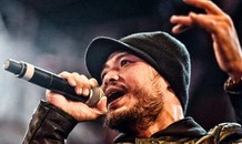 MC Lại Văn Sâm và dàn sao chia sẻ xúc động về cố nghệ sĩ Trần Lập và 'Bức Tường'
