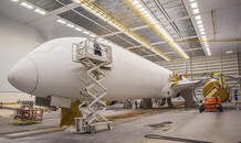 Cận cảnh lắp ráp 'siêu' máy bay B787-10 sắp về Việt Nam