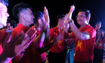 Đêm nhạc giữa trùng dương Tổ quốc