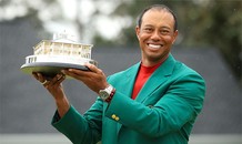 Tiger Woods vô địch The Masters sau 14 năm