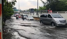 Người dân Sài Gòn nói gì khi nâng đường Nguyễn Hữu Cảnh để chống ngập?