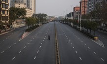 Phim tài liệu 'Đêm trường Vũ Hán' gây ám ảnh