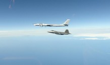 Tiêm kích Mỹ chặn 4 trinh sát cơ săn ngầm Tu-142 của Nga gần Alaska