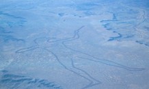 1001 thắc mắc: Ai là chủ nhân hình vẽ thổ dân khổng lồ dài 4,2km?