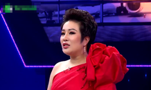 Doanh nhân-ca sỹ oai vệ đi hẹn hò khiến siêu mẫu Võ Hoàng Yến ‘co rúm’