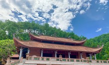Vẻ đẹp yên bình của Chùa Địa Tạng Phi Lai Tự