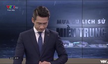 BTV Tuấn Dương gây xúc động khi dẫn live về miền Trung-'Mình xem mà cũng bật khóc thực sự'