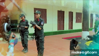 Hé lộ hậu trường phim hình sự 'Bão ngầm': Cao Thái Hà, Thanh Bi leo tường cực ngầu