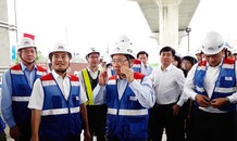 Phó Thủ tướng Phạm Bình Minh thị sát tuyến metro số 1, gỡ vướng các dự án ODA