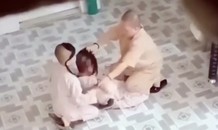 Công an làm việc với 'sư cô đánh trẻ' trong chùa