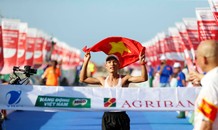 Vô địch Tiền Phong Marathon, Hoàng Nguyên Thanh mơ vàng SEA Games