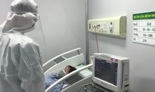 Chăm sóc bệnh nhân trong phòng cách ly nghi nhiễm virus corona có gì đặc biệt?